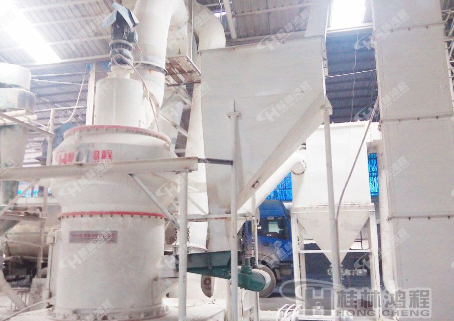 80-800目貝殼磨粉機(jī)，貝殼雷蒙磨粉機(jī)，經(jīng)濟(jì)型貝殼磨粉機(jī)-桂林鴻程HC系列縱擺式磨粉機(jī)