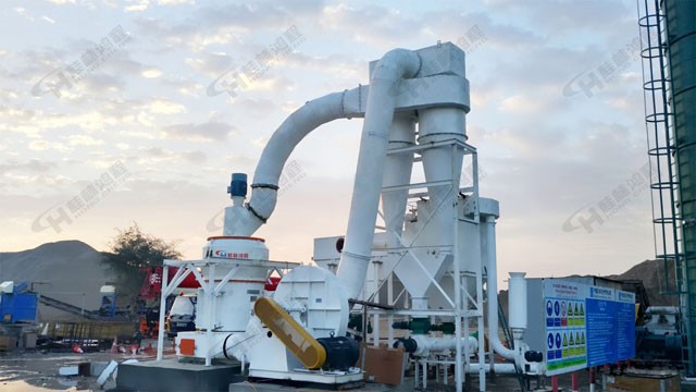 磨重鈣的機子時產(chǎn)1噸重鈣磨機型號HC1000擺式磨粉機 磨重鈣的機子時產(chǎn)1噸重鈣磨機型號HC1000擺式磨粉機