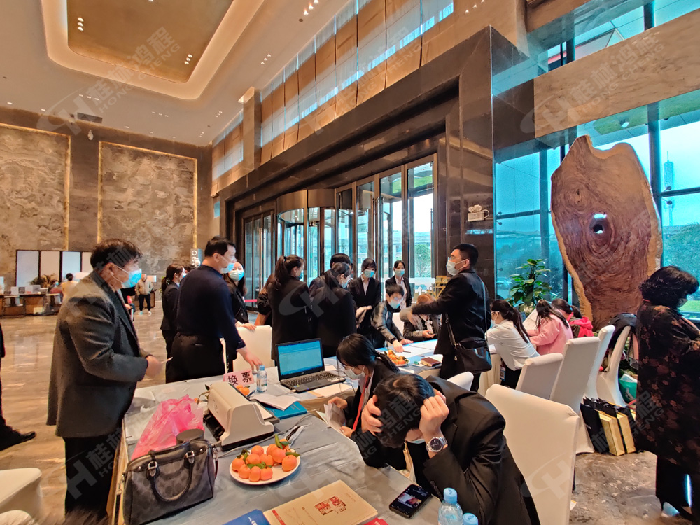 報道一：桂林鴻程承辦的2020年全國碳酸鈣行業年會如約而至，歡迎前來報到！